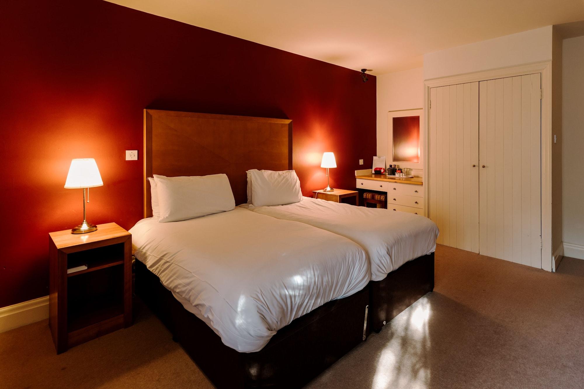 Chevin Country Park Hotel & Spa Отлі Екстер'єр фото