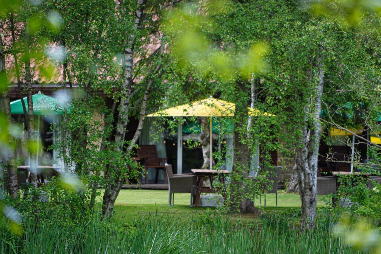 Chevin Country Park Hotel & Spa Отлі Екстер'єр фото