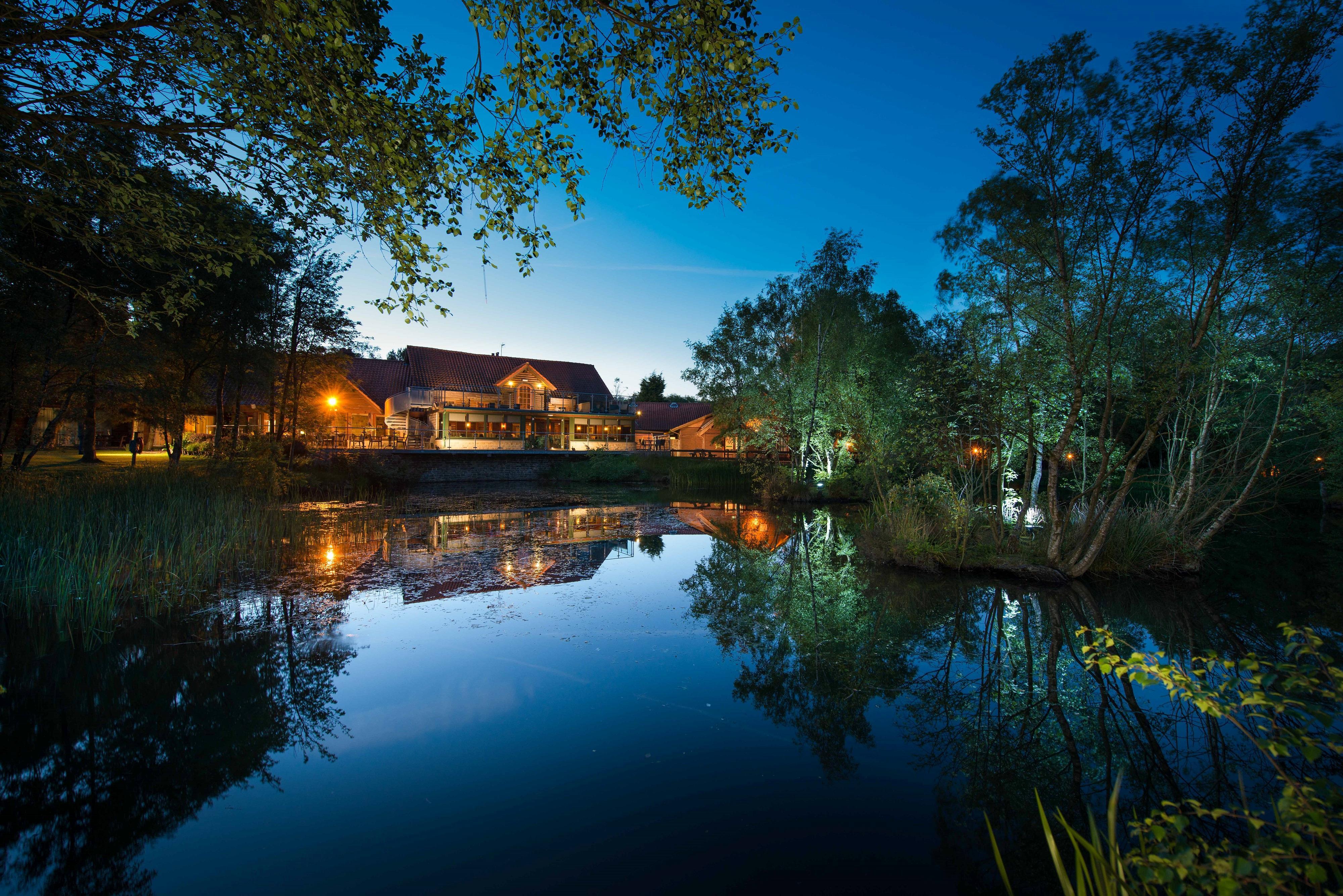 Chevin Country Park Hotel & Spa Отлі Екстер'єр фото