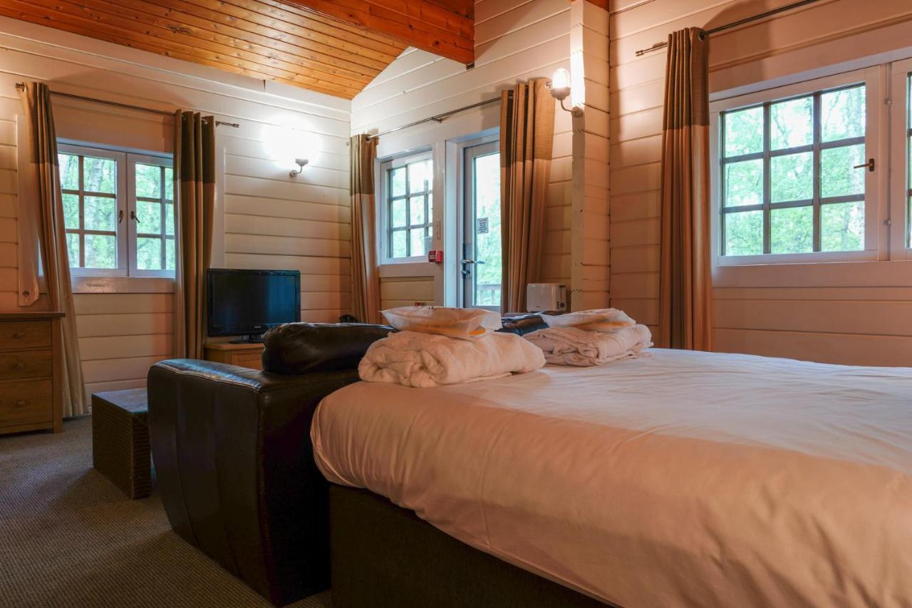 Chevin Country Park Hotel & Spa Отлі Екстер'єр фото