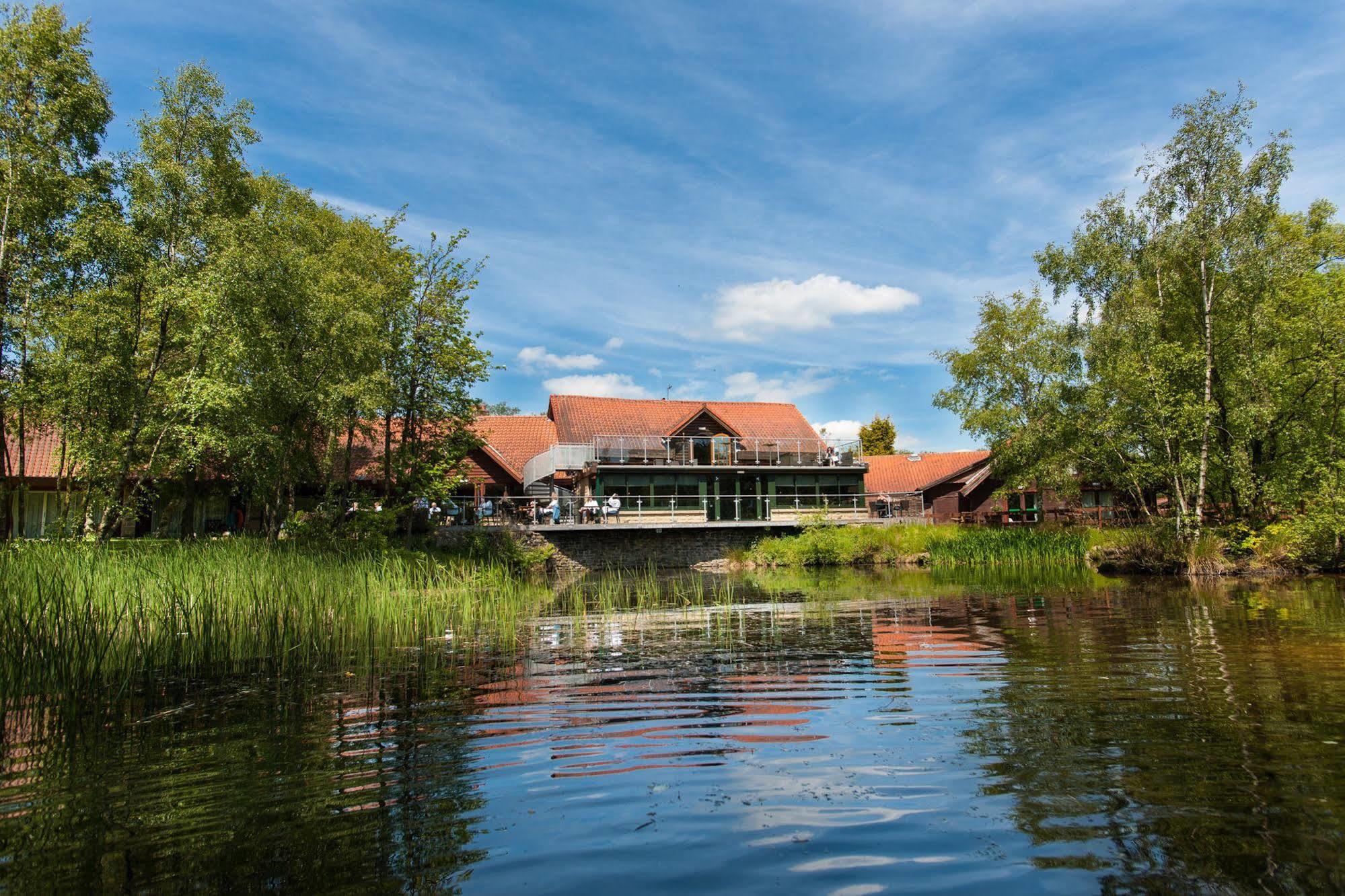Chevin Country Park Hotel & Spa Отлі Екстер'єр фото