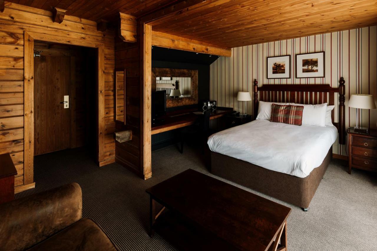 Chevin Country Park Hotel & Spa Отлі Екстер'єр фото